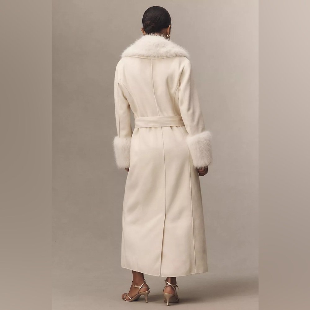 Elliatt Aria Faux Fur Trim Belted Coat in Cream Size XL NWT - Picture 4 of 10